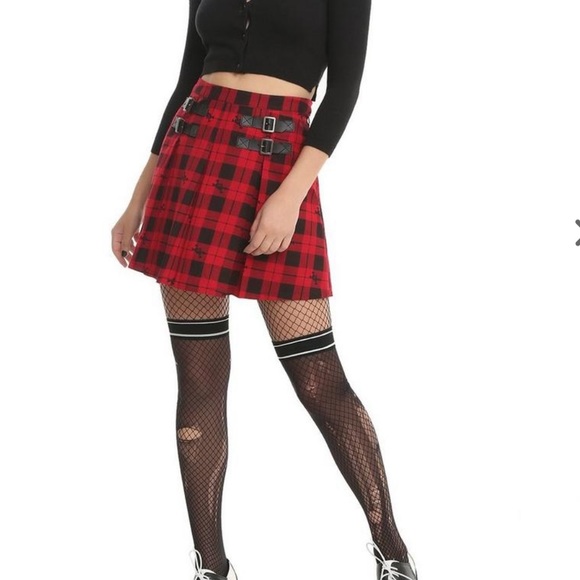 Furry N' Fierce Hot Topic skirt - Picture 2 of 5
